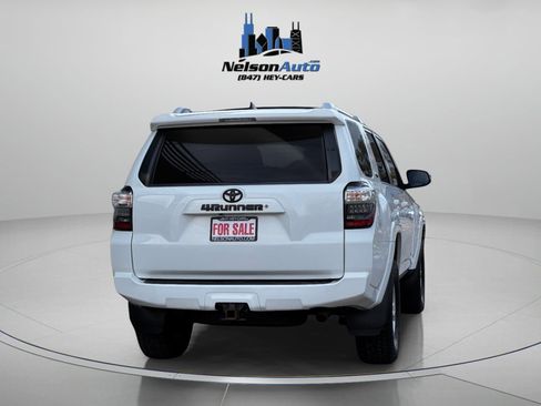 Used 2018 Toyota 4Runner SR5 Premium image 4