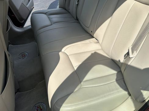 Used 2008 Cadillac DTS FWD image 32