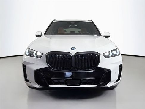 New 2026 BMW X5 xDrive50e AWD/4WD image 2