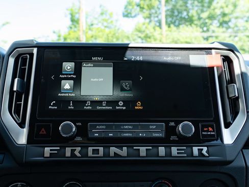 New 2026 Nissan Frontier SV w/ Tow Package AWD/4WD image 17