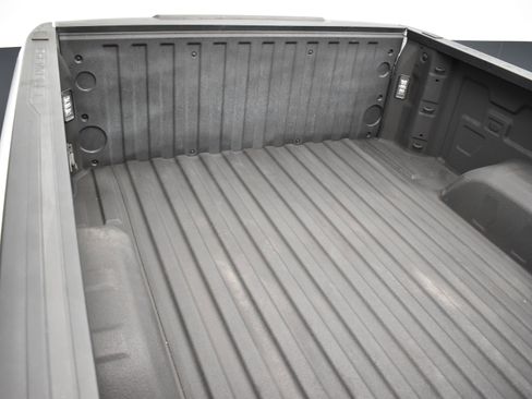 Used 2024 Chevrolet Silverado 1500 ZR2 w/ Technology Package image 43