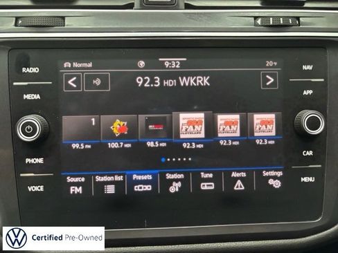 Used 2022 Volkswagen Tiguan SEL R-Line image 15