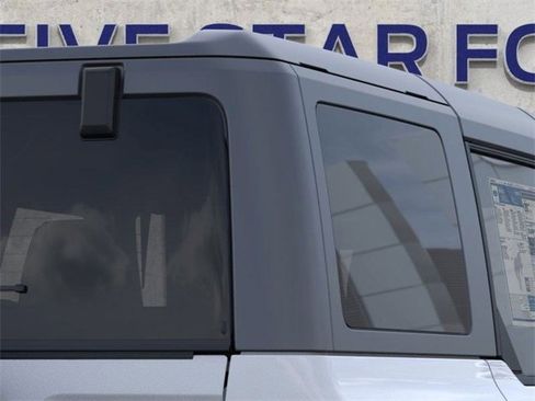 New 2025 Ford Bronco 4-Door image 24