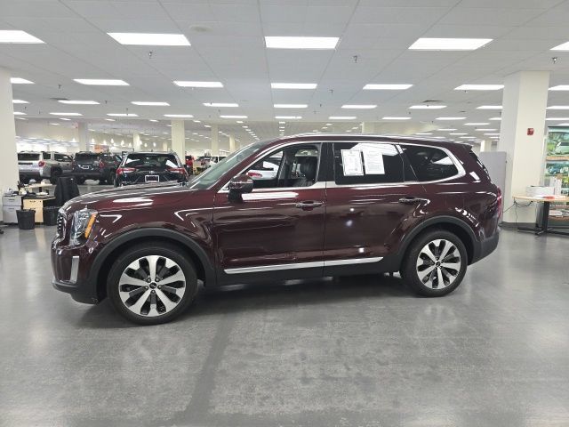 Used 2020 Kia Telluride S AWD/4WD image 3