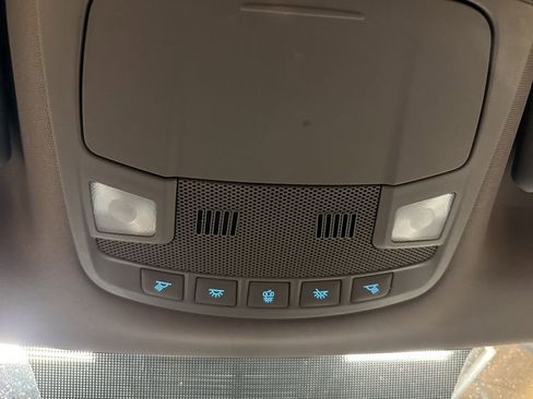 Used 2018 Ford F150 XLT image 44