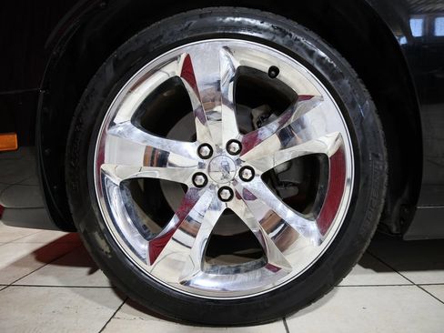 Used 2013 Dodge Challenger R/T RWD image 7