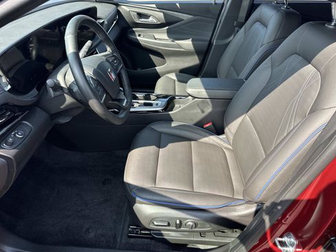 Certified 2024 Buick Envista Sport Touring w/ Convenience I Package FWD image 18