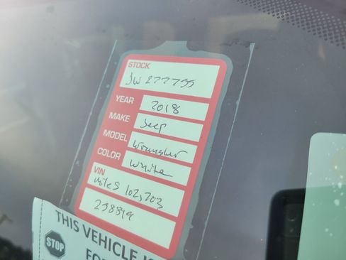 Used 2018 Jeep Wrangler Unlimited Sport S AWD/4WD image 10
