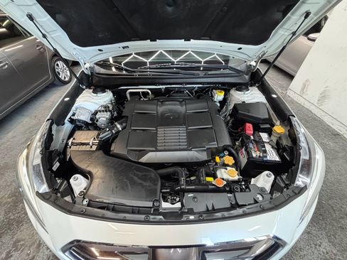 Used 2019 Subaru Outback 3.6R Limited AWD/4WD image 24