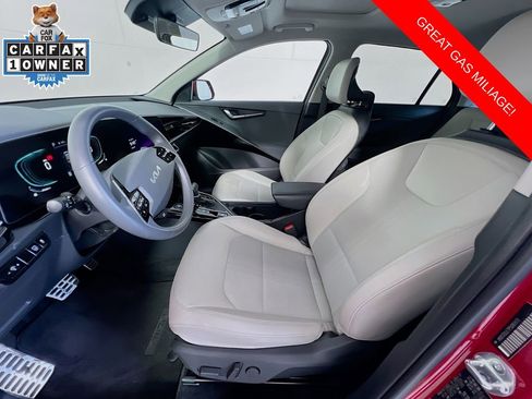 Certified 2023 Kia Niro EX Touring FWD image 22