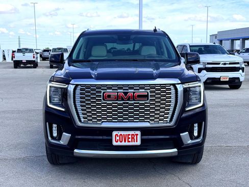 Used 2023 GMC Yukon Denali image 3