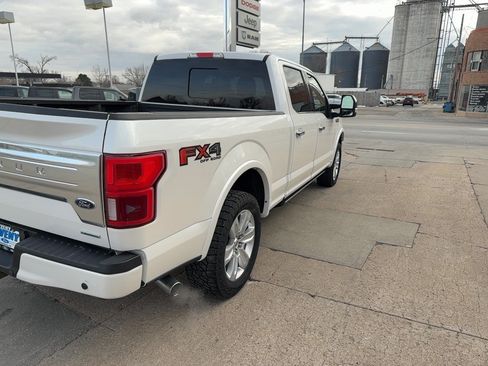 Used 2018 Ford F150 Platinum w/ Equipment Group 701A Luxury AWD/4WD image 4