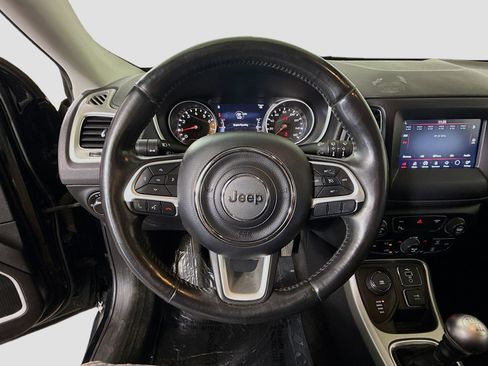 Used 2019 Jeep Compass Sport w/ Cold Weather Group image 13