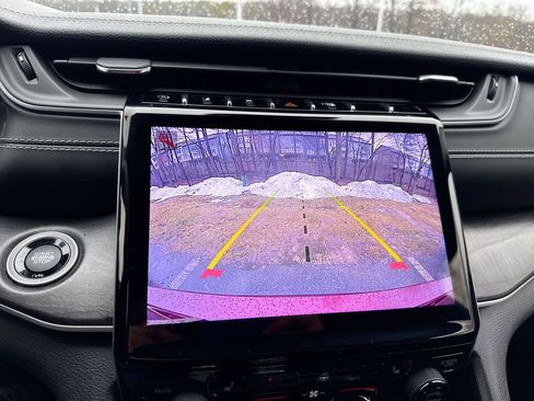 Used 2021 Jeep Grand Cherokee L Limited image 22