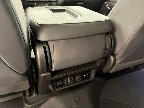 Used 2022 Chevrolet Silverado 3500 LT w/ All Star Edition AWD/4WD image 18