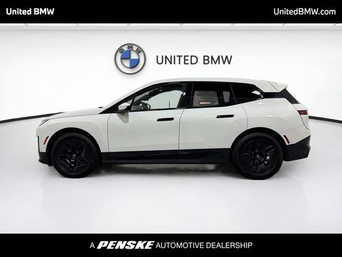 Certified 2024 BMW iX xDrive50 AWD/4WD image 8