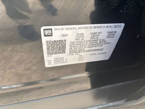 Used 2025 Chevrolet Blazer LT FWD image 23