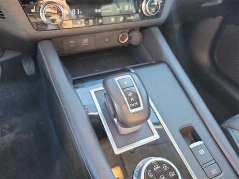 Used 2024 Mitsubishi Outlander SE image 26