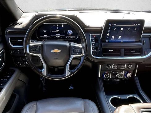 Certified 2022 Chevrolet Suburban LT image 5