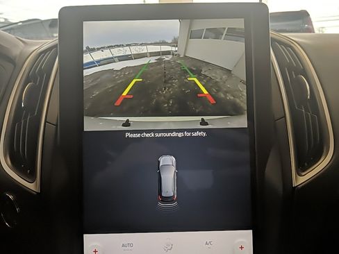 Certified 2024 Ford Edge SEL w/ Convenience Package image 19