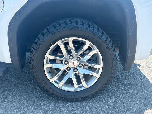 Used 2019 GMC Sierra 1500 SLT w/ SLT Premium Plus Package AWD/4WD image 24
