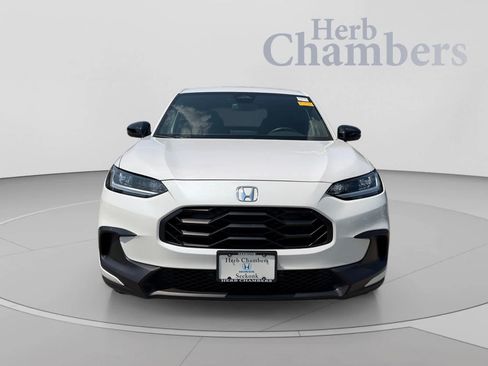 Used 2024 Honda HR-V Sport image 2