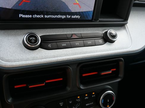 Used 2024 Ford Maverick XLT w/ Equipment Group 300A Standard AWD/4WD image 30