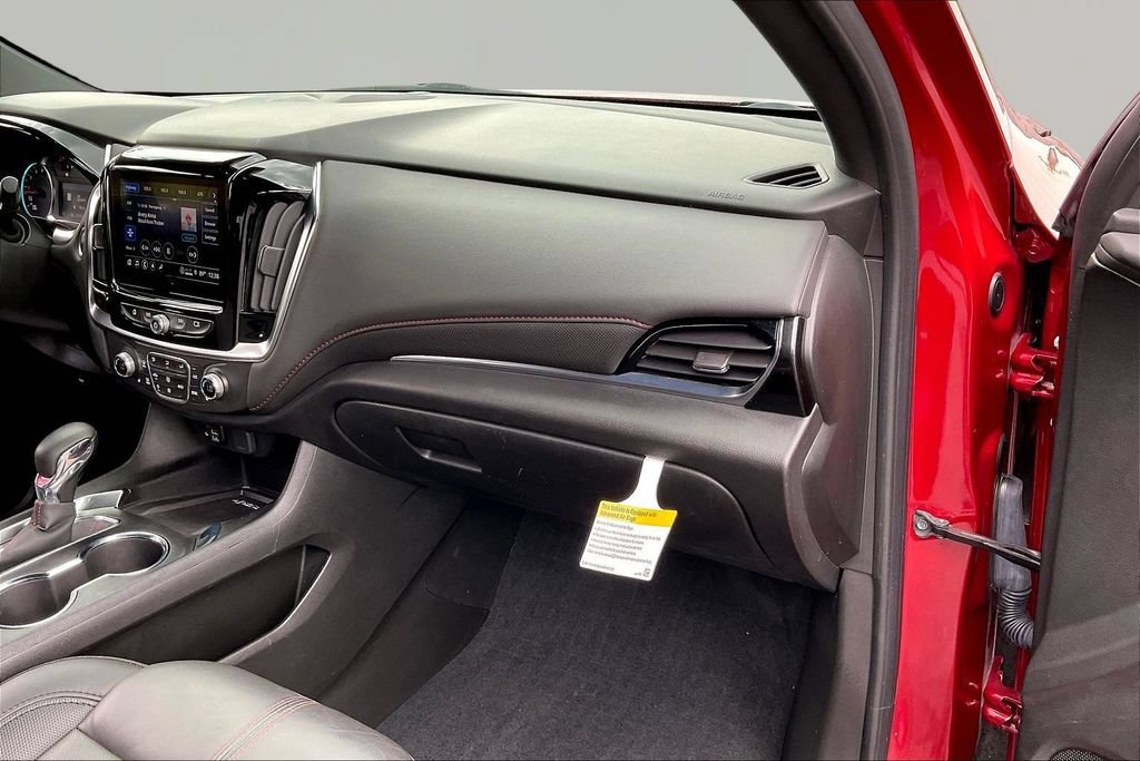 Used 2024 Chevrolet Traverse RS w/ LPO, Floor Liner Package AWD/4WD image 30
