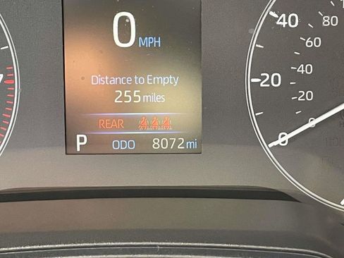 Used 2025 Toyota Corolla LE w/ Convenience Package image 23