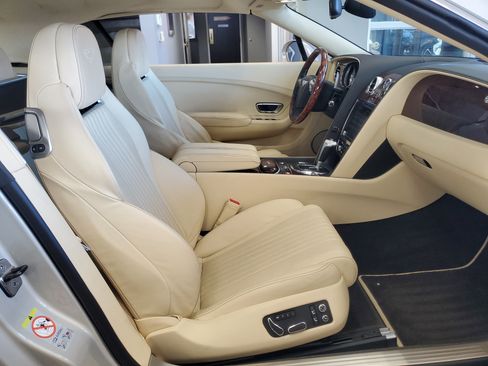 Used 2016 Bentley Continental GT image 9