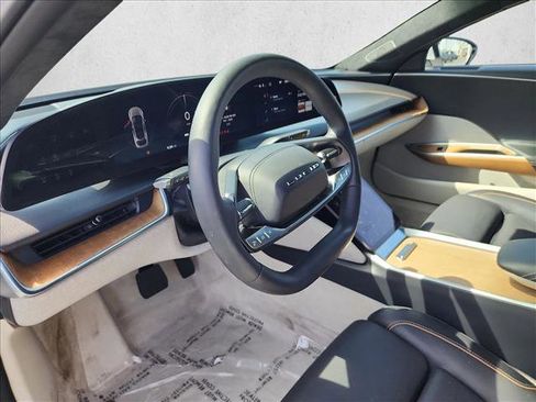Used 2023 Lucid Air Touring image 10