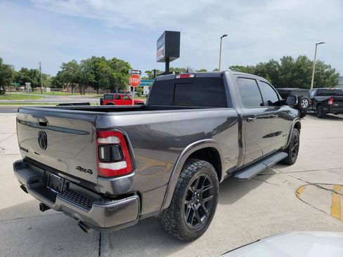 Used 2022 RAM 1500 Laramie AWD/4WD image 5