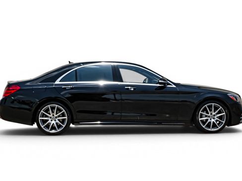 Used 2018 Mercedes-Benz S 560 Sedan image 7