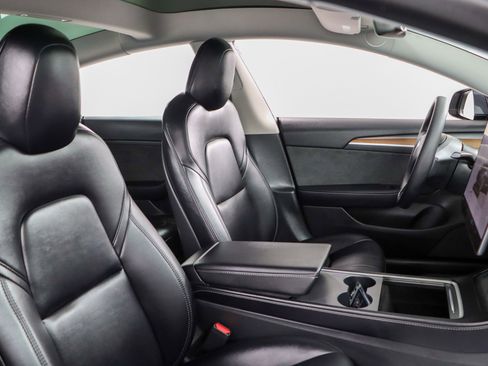 Used 2022 Tesla Model 3 Long Range image 24