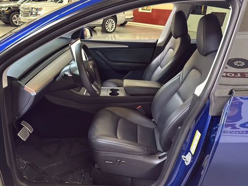 Used 2024 Tesla Model Y Performance AWD/4WD image 13