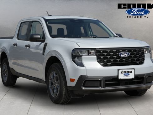 New 2026 Ford Maverick XLT w/ Equipment Group 301A AWD/4WD image 2