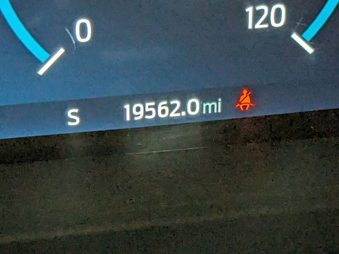 Certified 2023 Ford F150 Lariat w/ FX4 Off-Road Package image 20