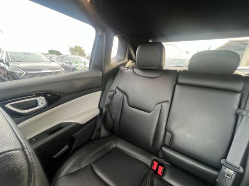 Used 2025 Jeep Compass Limited image 39