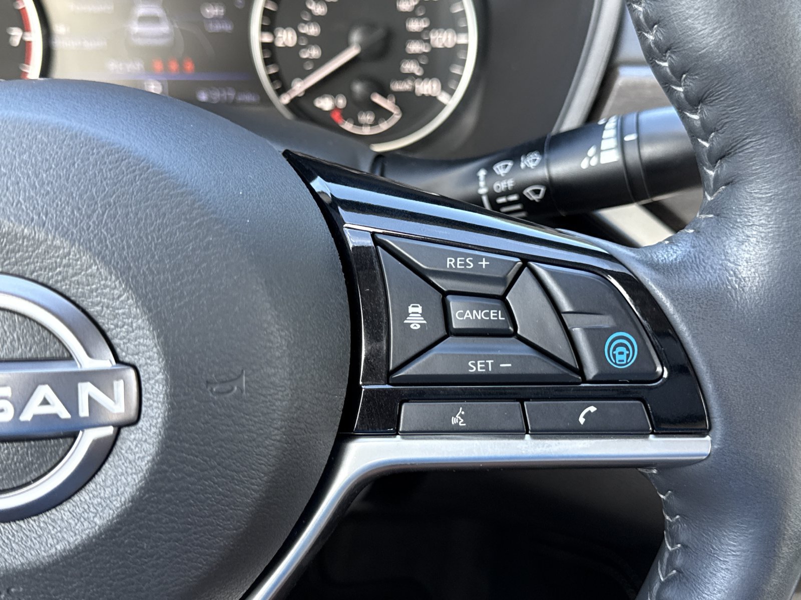 Used 2025 Nissan Altima 2.5 SL AWD/4WD image 21