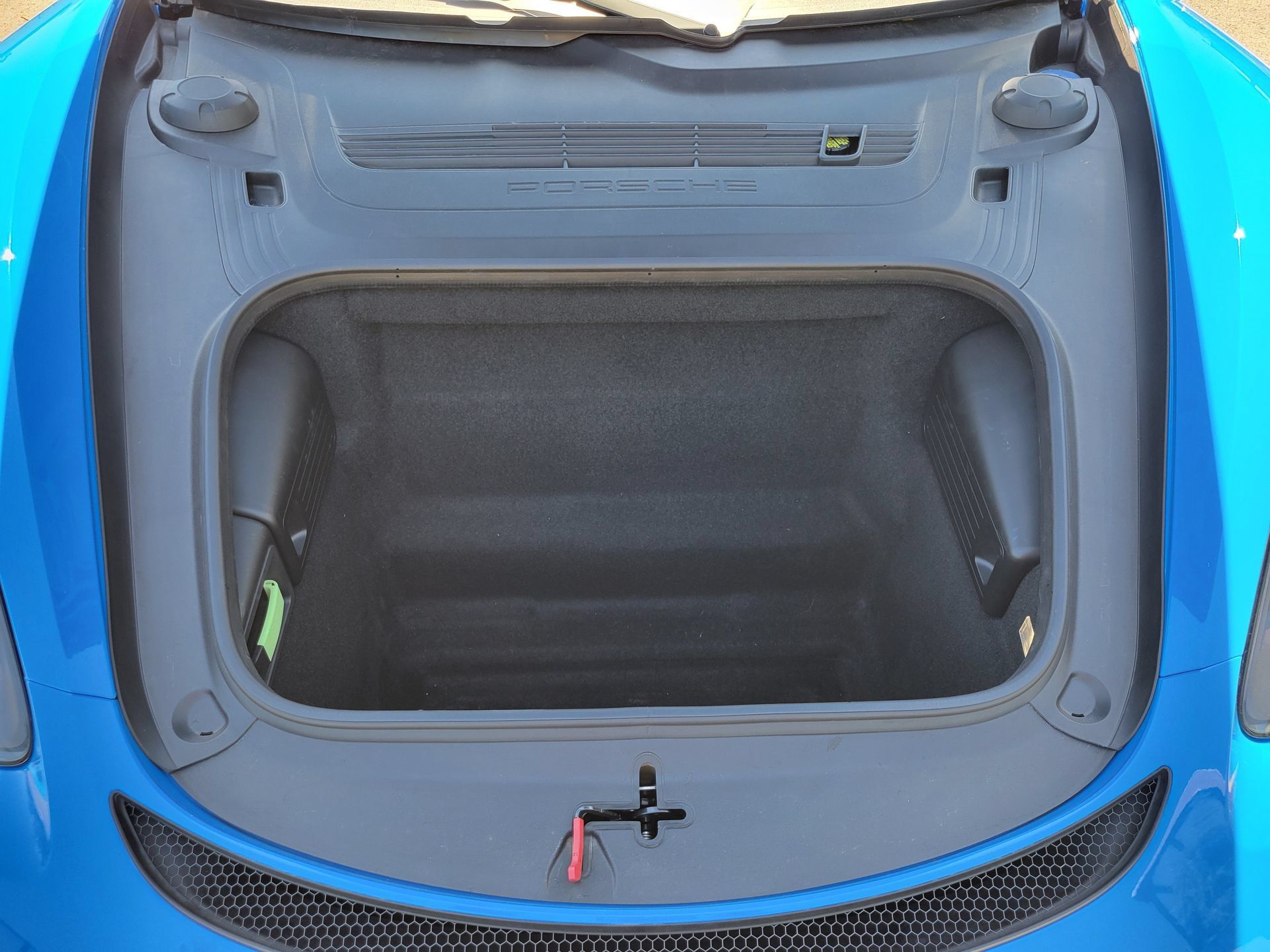 Certified 2023 Porsche 718 Boxster Spyder RWD image 29