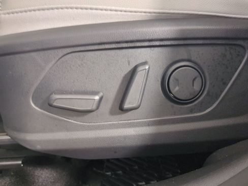 Certified 2022 Hyundai Tucson Limited w/ Cargo Package FWD image 23