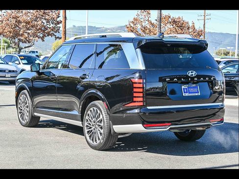 Certified 2026 Hyundai Palisade Calligraphy AWD/4WD image 7