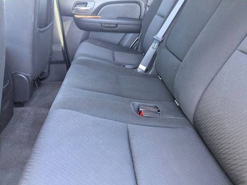 Used 2013 Chevrolet Tahoe LS image 16