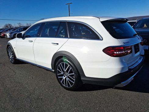 Used 2022 Mercedes-Benz E 450 4MATIC All-Terrain Wagon image 5