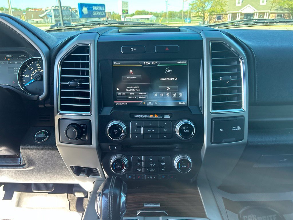 Used 2015 Ford F150 Lariat w/ Equipment Group 502A Luxury AWD/4WD image 27