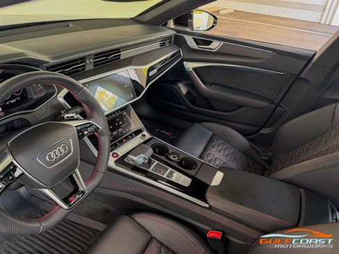 Used 2022 Audi RS 7 Sportback w/ Black Optic Package AWD/4WD image 14