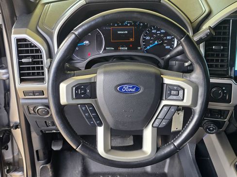 Used 2022 Ford F250 Lariat w/ Black Appearance Package image 25