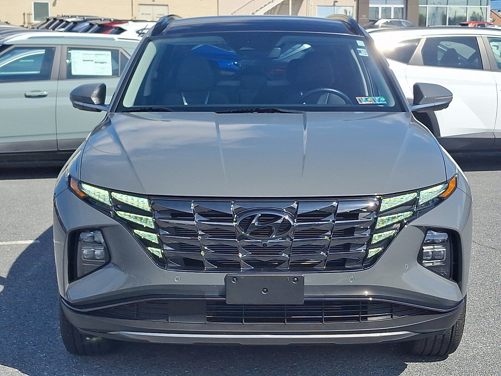 Certified 2024 Hyundai Tucson Limited AWD/4WD image 2
