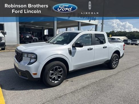 New 2026 Ford Maverick XLT w/ XLT Luxury Package FWD image 1