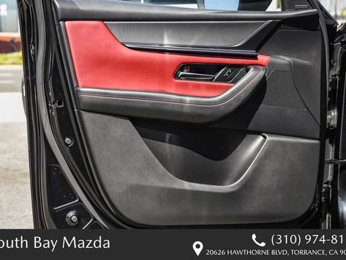 Certified 2025 MAZDA CX-70 Plug-In Hybrid w/ Premium Plus AWD/4WD image 23